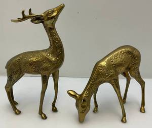 lot 90 image: Vintage Heavy Brass Casted Deer 1 11 1 7