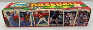 lot 164 image: Misc. Unsorted 1990 Fleer Baseball Cards