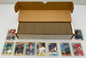 lot 170 image: Misc. Unsorted 1987 Topps Baseball Cards