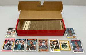 lot 183 image: Misc. Unsorted 1980s Sports Cards