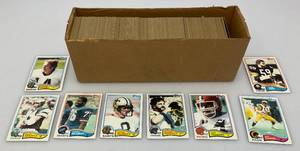 lot 188 image: Misc. Unsorted 1982 Topps Football Cards