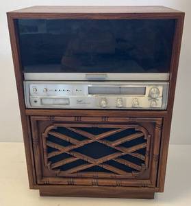 lot 250 image: (WORKING) MCM Capehart 8 Track & Record Stereo Player, AMFM MPX Receiver In Wooden Cabinet