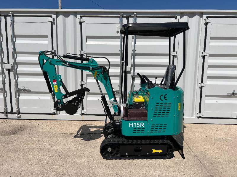 lot 838 image: 2025 AGT Mini Excavator (H15R)
