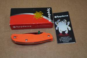 lot 62 image: Spyderco Folding Knife