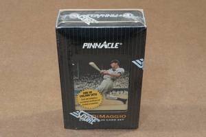 lot 104 image: Score Pinnacle Joe Dimaggio Complete Baseball Card Set