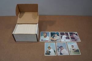 lot 105 image: Baseball Cards - Stars of the 60s