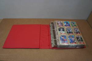 lot 109 image: Binder of 1980s Baseball Cards