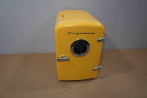 lot 241 image: Fridgidaire 6-Can Refrigerator