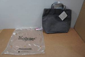 lot 270 image: Thirty One Ladies Purse with Shoulder Strap