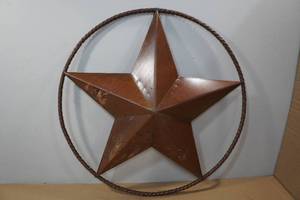 lot 317 image: Rustic Barn Cowboy Metal Rope with Star