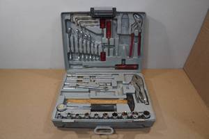 lot 321 image: Steel Craft 12 Drive Socket Set with Tools
