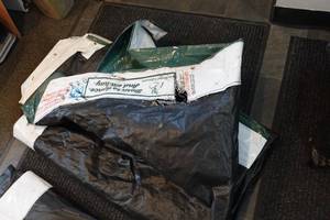lot 323 image: Advertising Tarp - 10x36