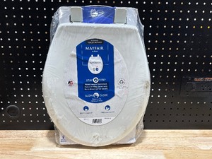 lot 12 image: Toilet Seat Cover