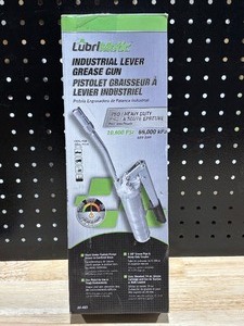 lot 38 image: Industrial Lever Grease Gun