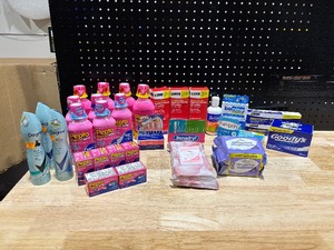 lot 31 image: Assorted Health and Beauty Items