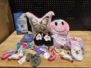 lot 55 image: Assorted New Items