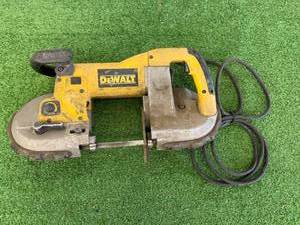lot 42 image: DeWalt D28770 4 34 Deep Cut Variable Speed Band Saw