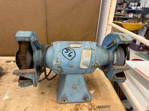 1 HP Heavy Duty Tool Line Bench Grinder