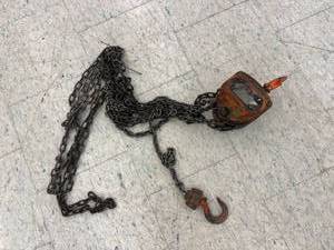 lot 52 image: Jet Chain Hoist