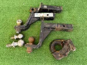 lot 63 image: Trailer Hitches
