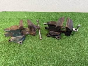 lot 64 image: Bench Vises