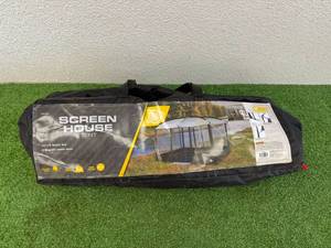 lot 84 image: Screen House Tent