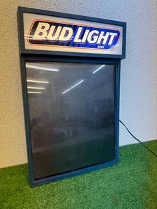 lot 107 image: Bud Light Light Up Sign