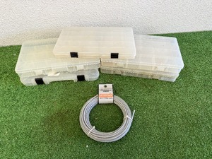 lot 209 image: Storage Containers & 50 Galvanized Cable