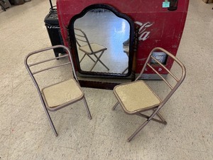 lot 229 image: Furniture Top Mirror & Vintage Youth Folding Chairs