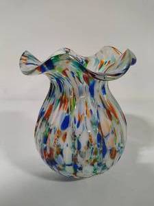 lot 6 image: Colorful Blown Glass Art Vase