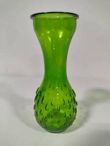 lot 48 image: LE Smith MCM Emerald Green Teardrop Vase