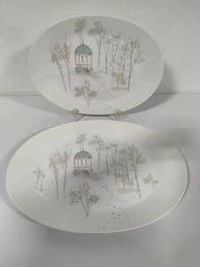 lot 80 image: Rosenthal Rendezvous by Raymond Loewy Serving Platters