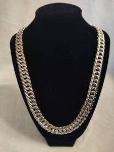 lot 121 image: Napier Chunky Silver Tone Necklace
