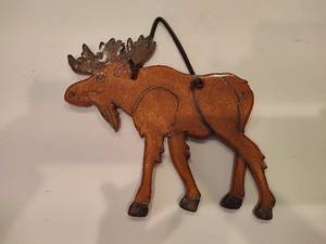lot 135 image: Tyrrell Designs Clay Moose