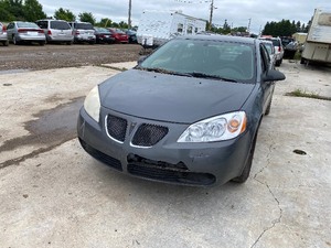 lot 25 image: 2007 Pontiac G6
