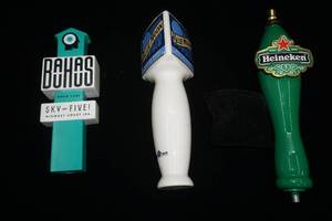 lot 3 image: Beer Tap Handles (3ct)