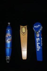 lot 18 image: Beer Tap Handles (3ct)