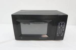 lot 35 image: GE Microwave