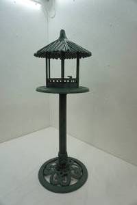 lot 49 image: Gazebo Standing Bird Feeder 39 tall