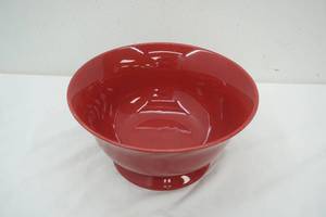 lot 67 image: Tracy Porter Serving Bowl 10 diameter