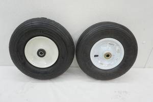 lot 98 image: 2 Tires 4.00-6 NEW