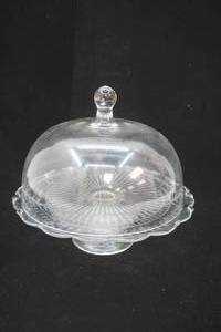 lot 108 image: Glass Cake Tray & Cover