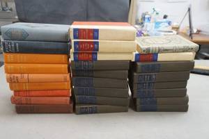 lot 114 image: Vintage Book Lot
