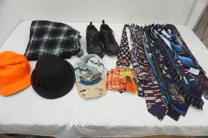 lot 136 image: Mens Ties, Hats, Black New Balance Size 9, Fleece Robe