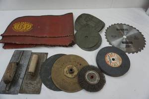 lot 145 image: Fender Cover, Trowels, Grinding and Sanding Wheels, 12 Saw Blade