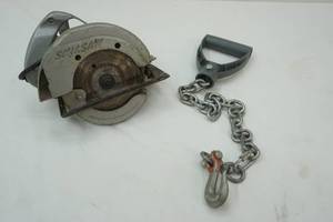 lot 151 image: Skil Saw & Drum Lifter