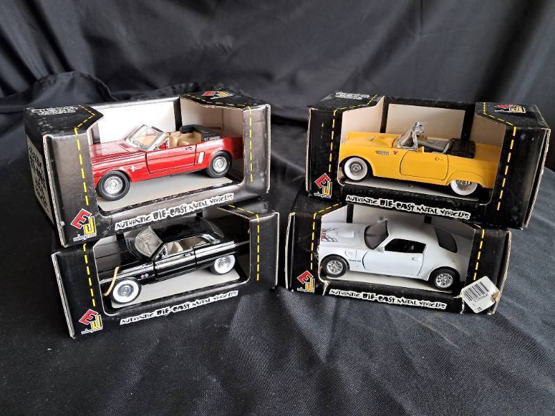 lot 22 image: ET Enterprises Die Cast Metal Vehicle Lot