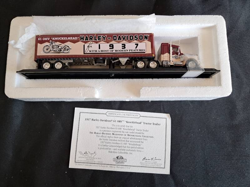 lot 28 image: Harley Davidson 1937 61 OHV Knucklehead) Tractor & Trailer NIB