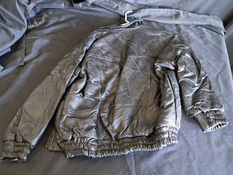 lot 35 image: Italian Stone Navarre Leather Company Jacket Size 14
