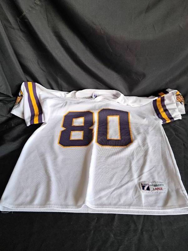 lot 43 image: Chris Carter Jersey Size L
